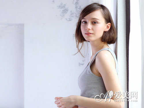  水果榨汁营养低 10种吃法 让食物