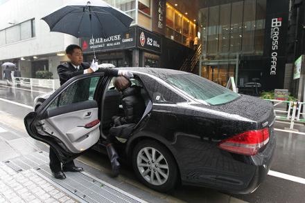 Uber 㸻ԣο