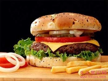 垃圾食品指哪些？尽量不要食用这些垃圾食品