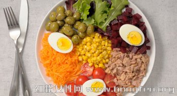 食疗养生指南：电脑族平时要多补充的7种营养素