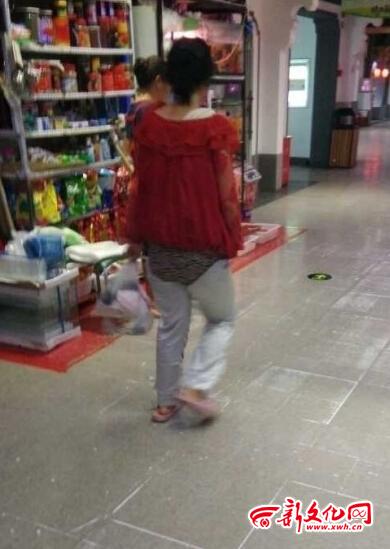 豹纹蕾丝 内裤外穿