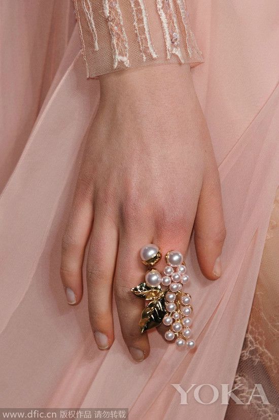 2015春夏高级定制秀场上的抢镜珠宝